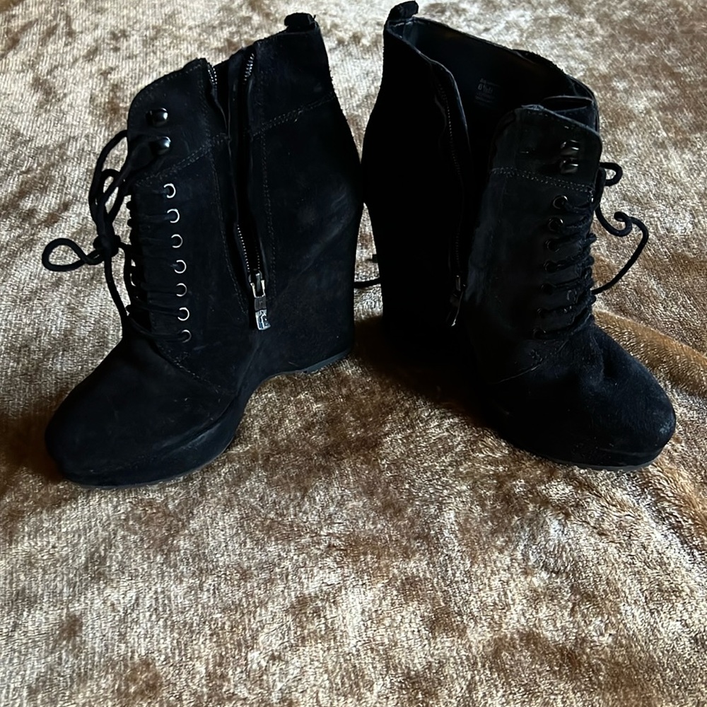 BCBGeneration black ankle lace up bootie